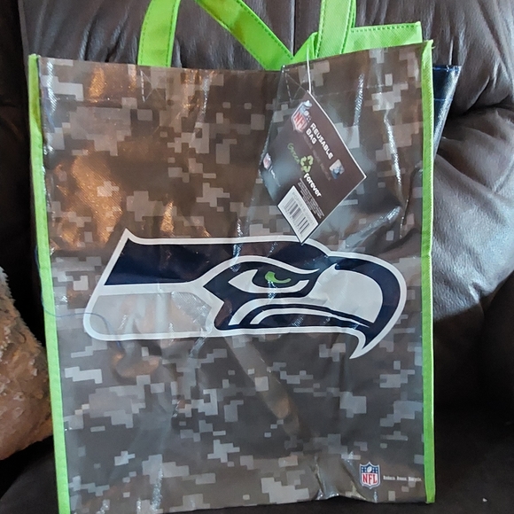 You Mad Bro Seahawks hoodie & NEW FREE reusable bag! - Picture 7 of 10